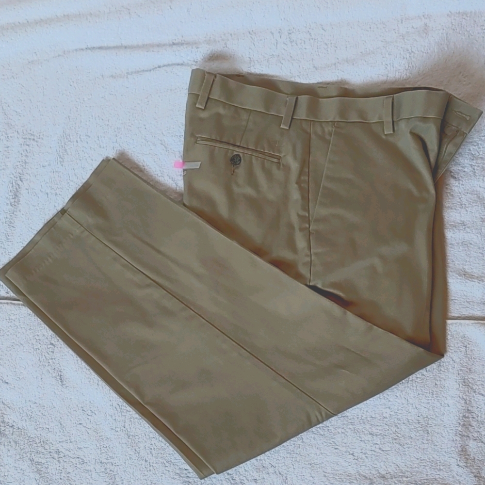 Dockers Mens Khaki Pants. Has Small Blemish.